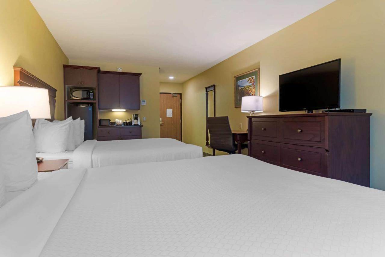 Best Western Plus Grand-Sault Hotel & Suites ภายนอก รูปภาพ