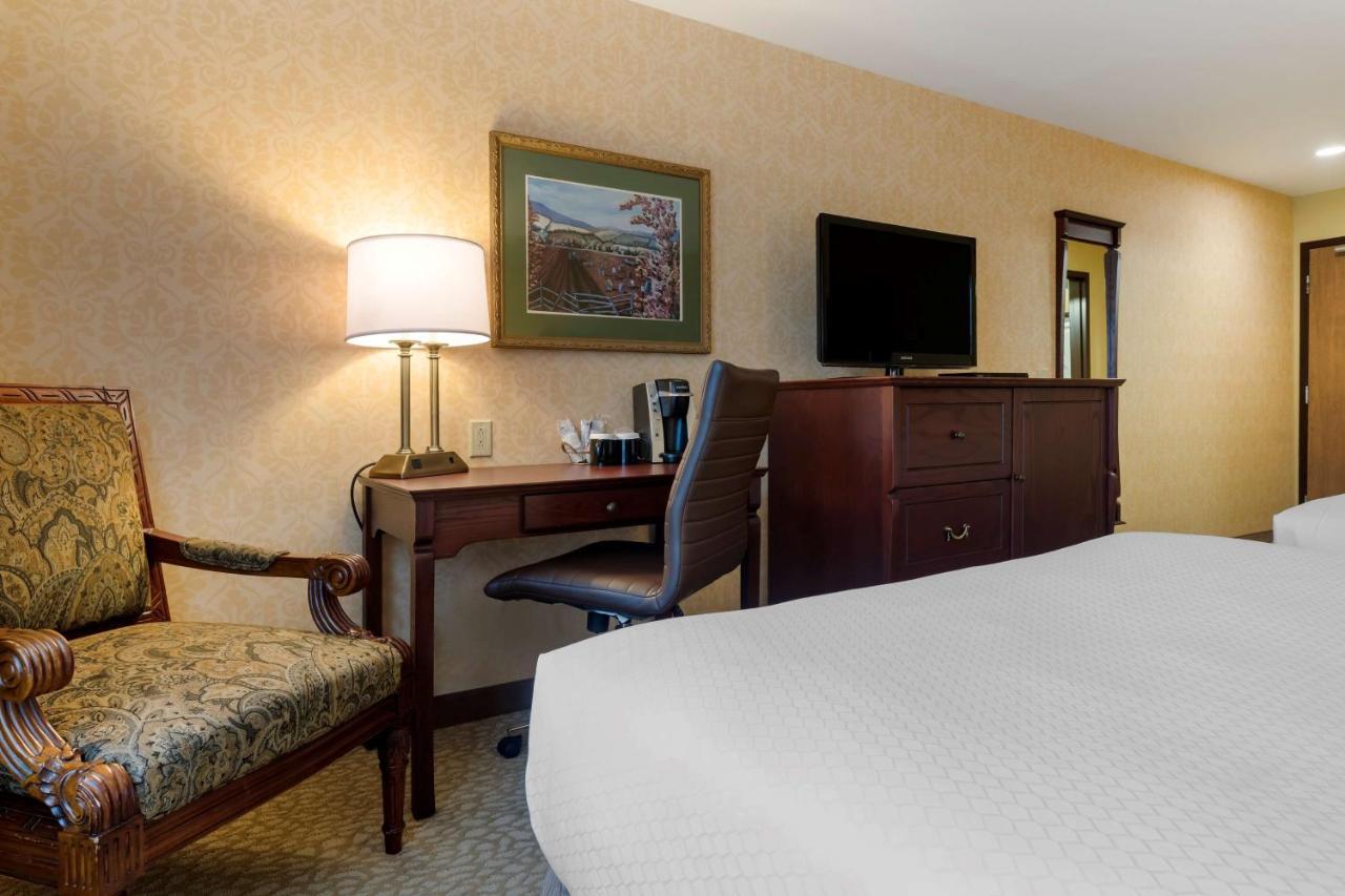 Best Western Plus Grand-Sault Hotel & Suites ภายนอก รูปภาพ