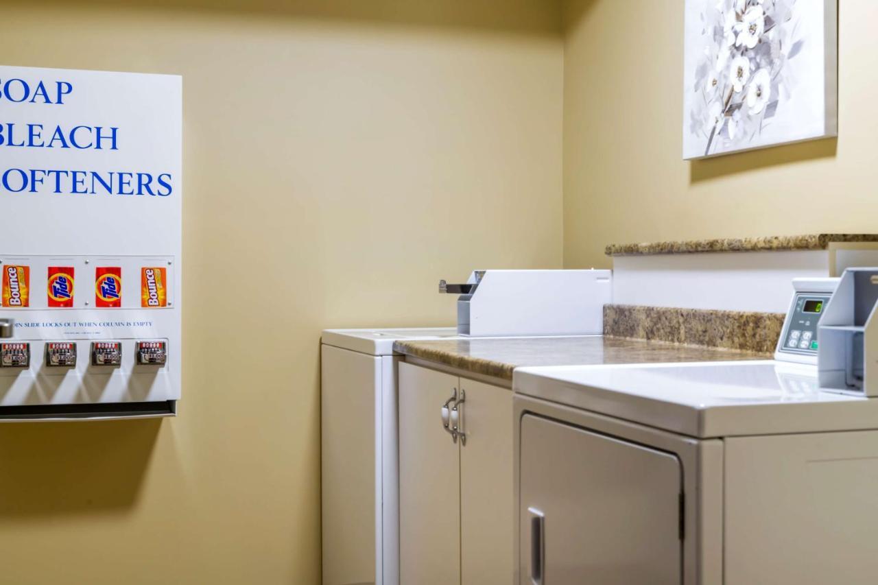 Best Western Plus Grand-Sault Hotel & Suites ภายนอก รูปภาพ