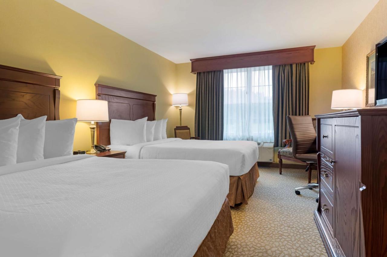 Best Western Plus Grand-Sault Hotel & Suites ภายนอก รูปภาพ