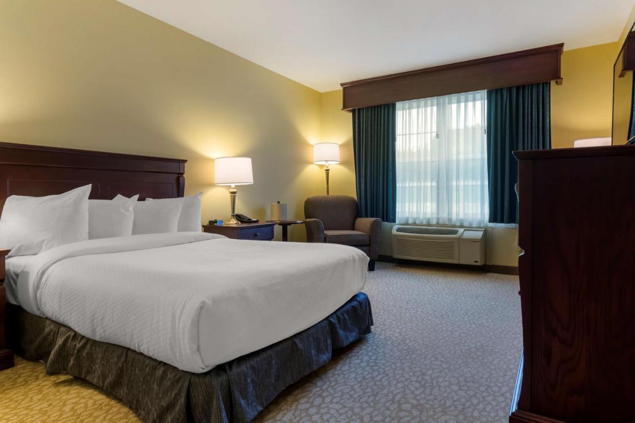 Best Western Plus Grand-Sault Hotel & Suites ภายนอก รูปภาพ