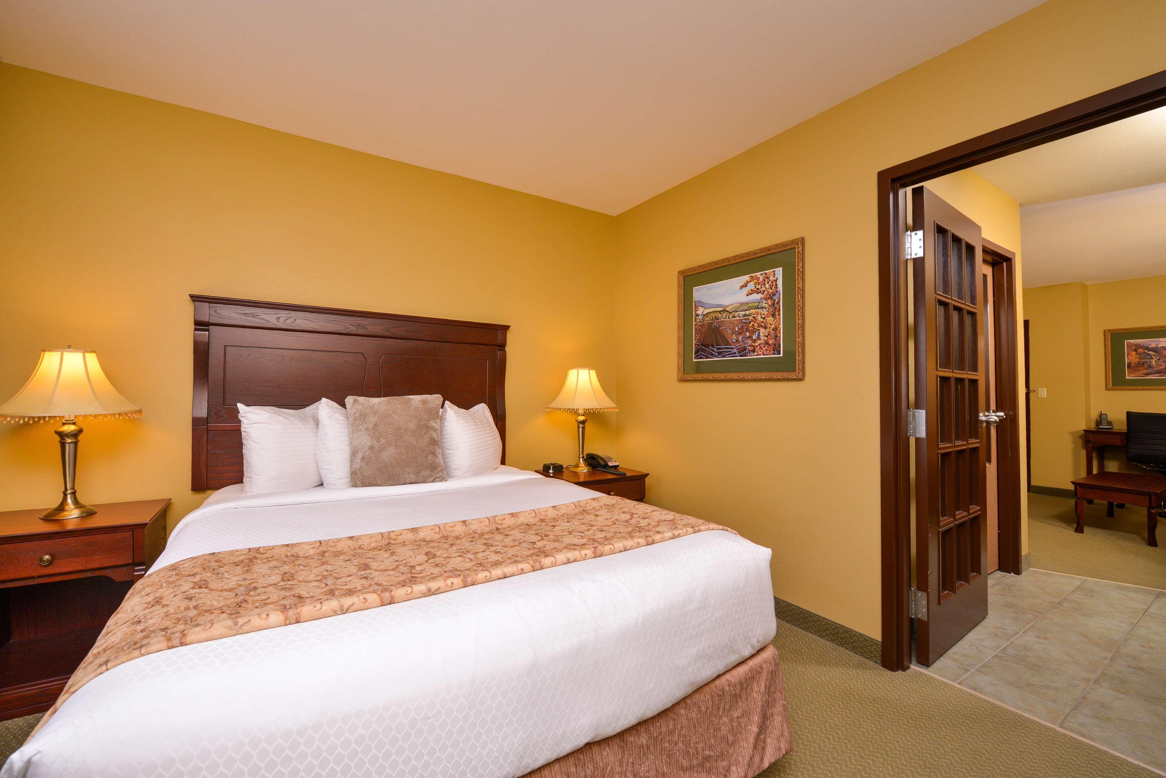 Best Western Plus Grand-Sault Hotel & Suites ภายนอก รูปภาพ