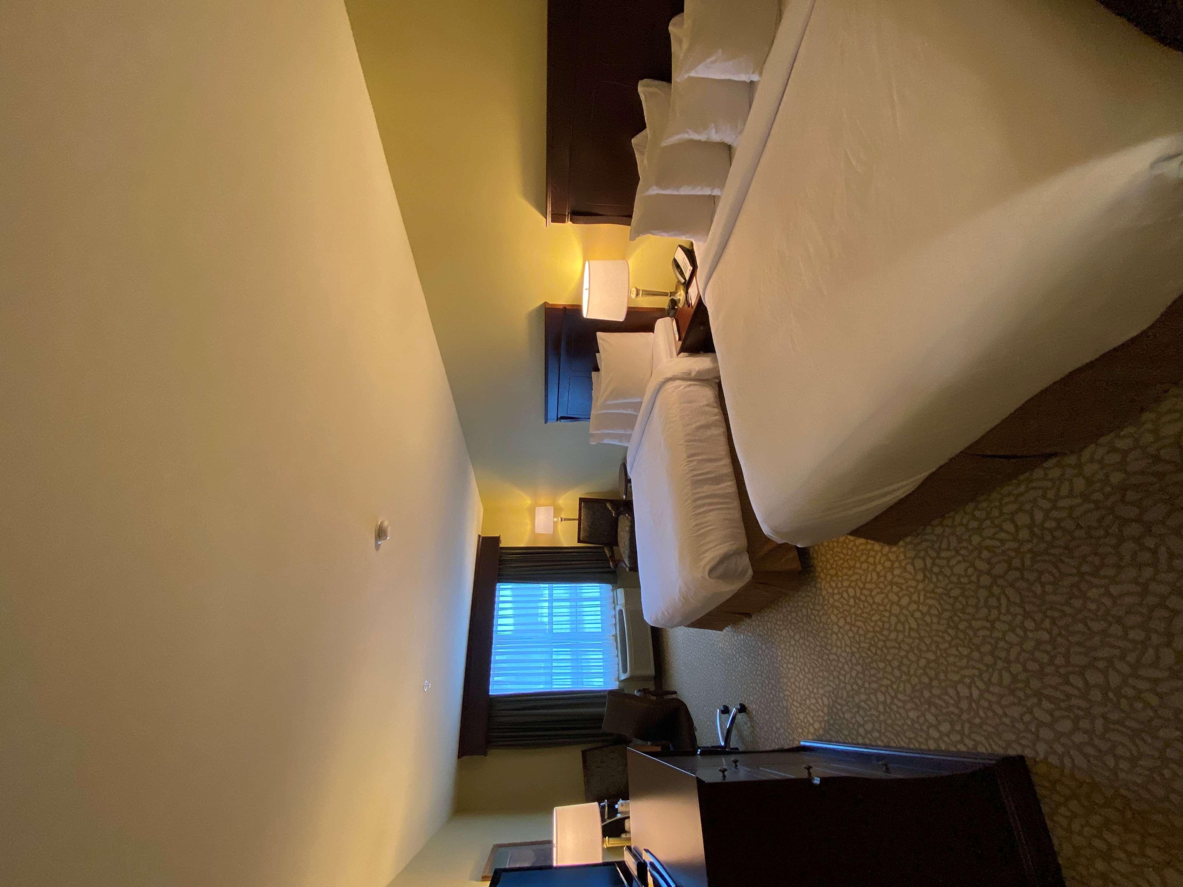 Best Western Plus Grand-Sault Hotel & Suites ภายนอก รูปภาพ