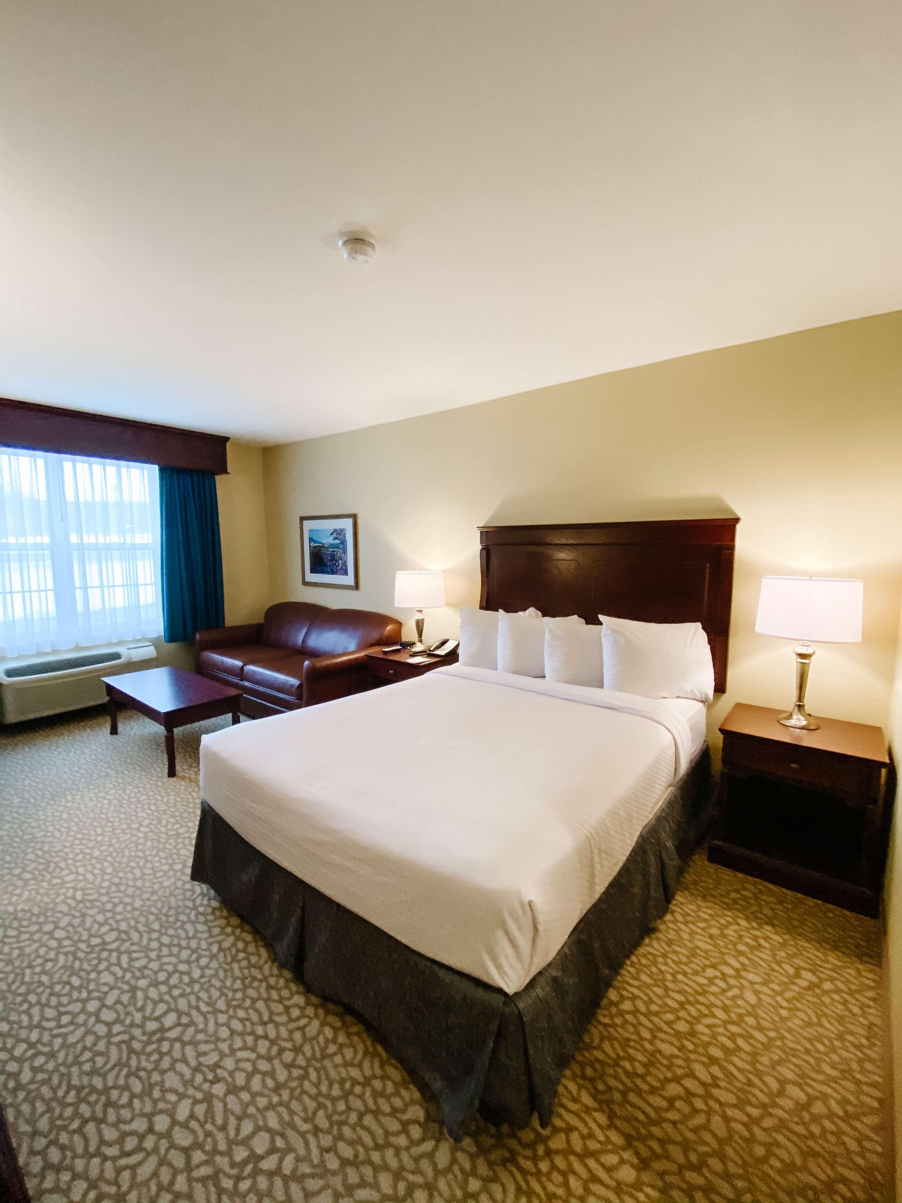 Best Western Plus Grand-Sault Hotel & Suites ภายนอก รูปภาพ