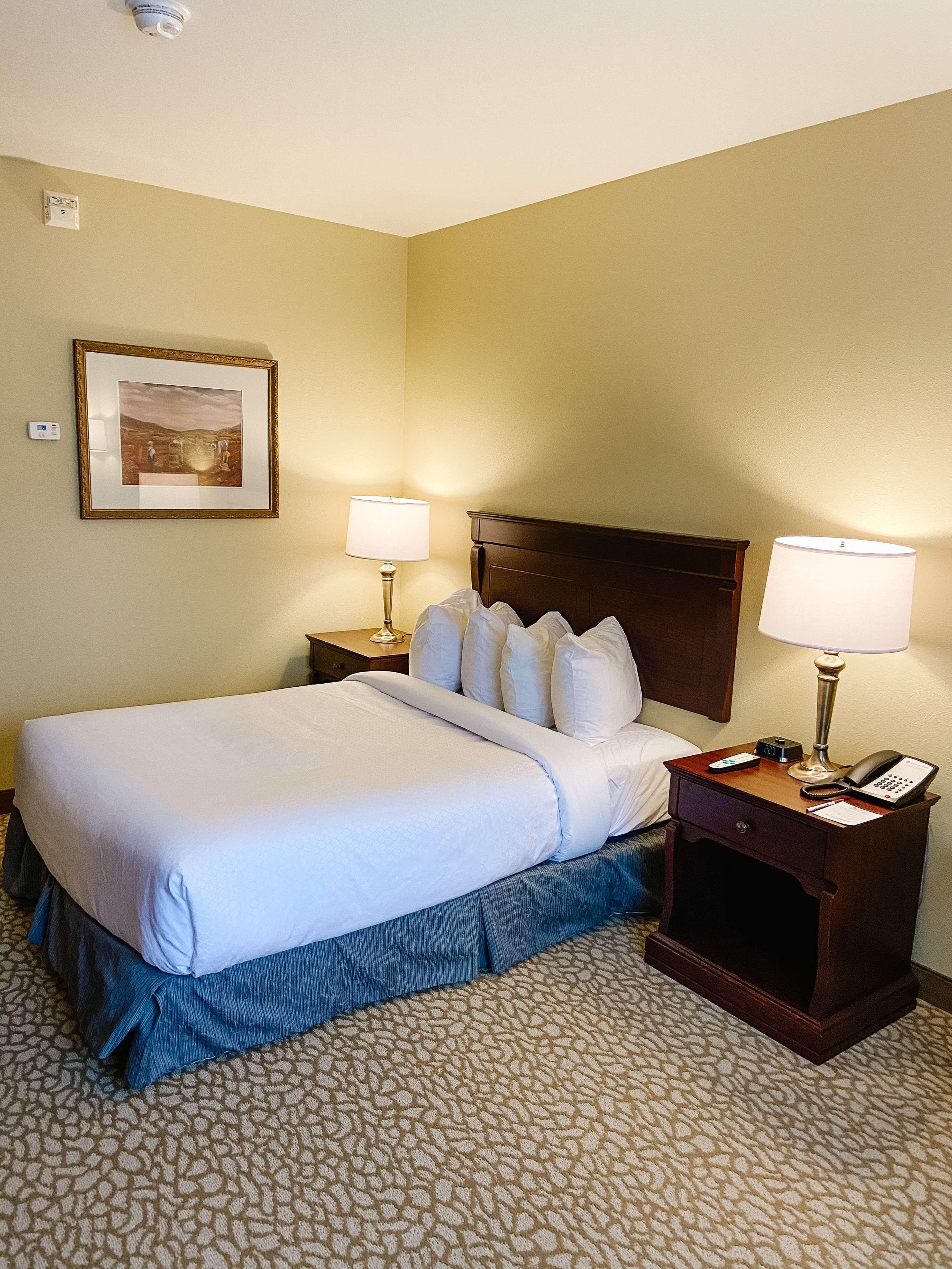 Best Western Plus Grand-Sault Hotel & Suites ภายนอก รูปภาพ