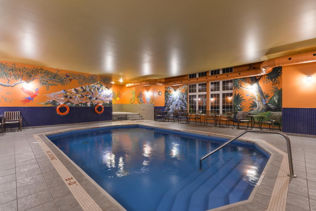 Best Western Plus Grand-Sault Hotel & Suites ภายนอก รูปภาพ
